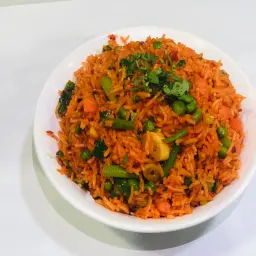 أرز سيشوان بالخضار
